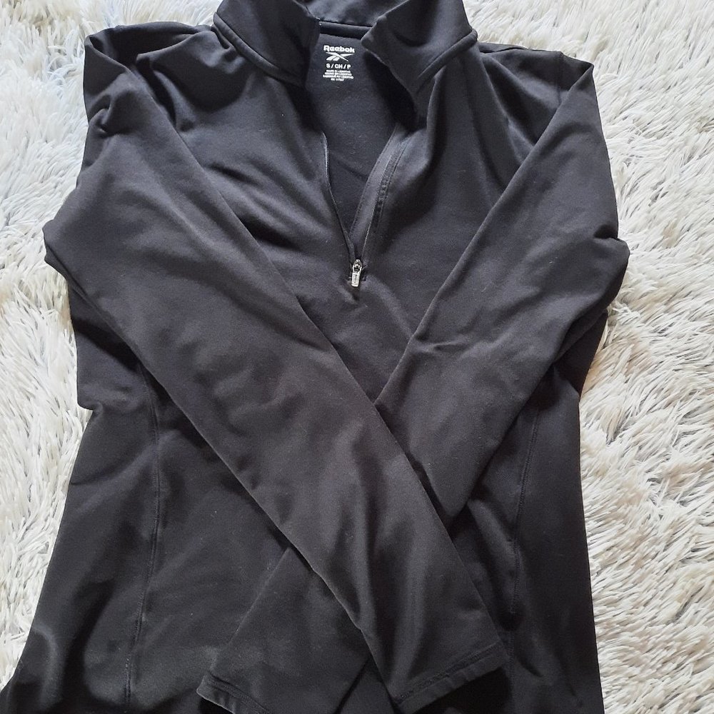 Thin half zip long sleeve